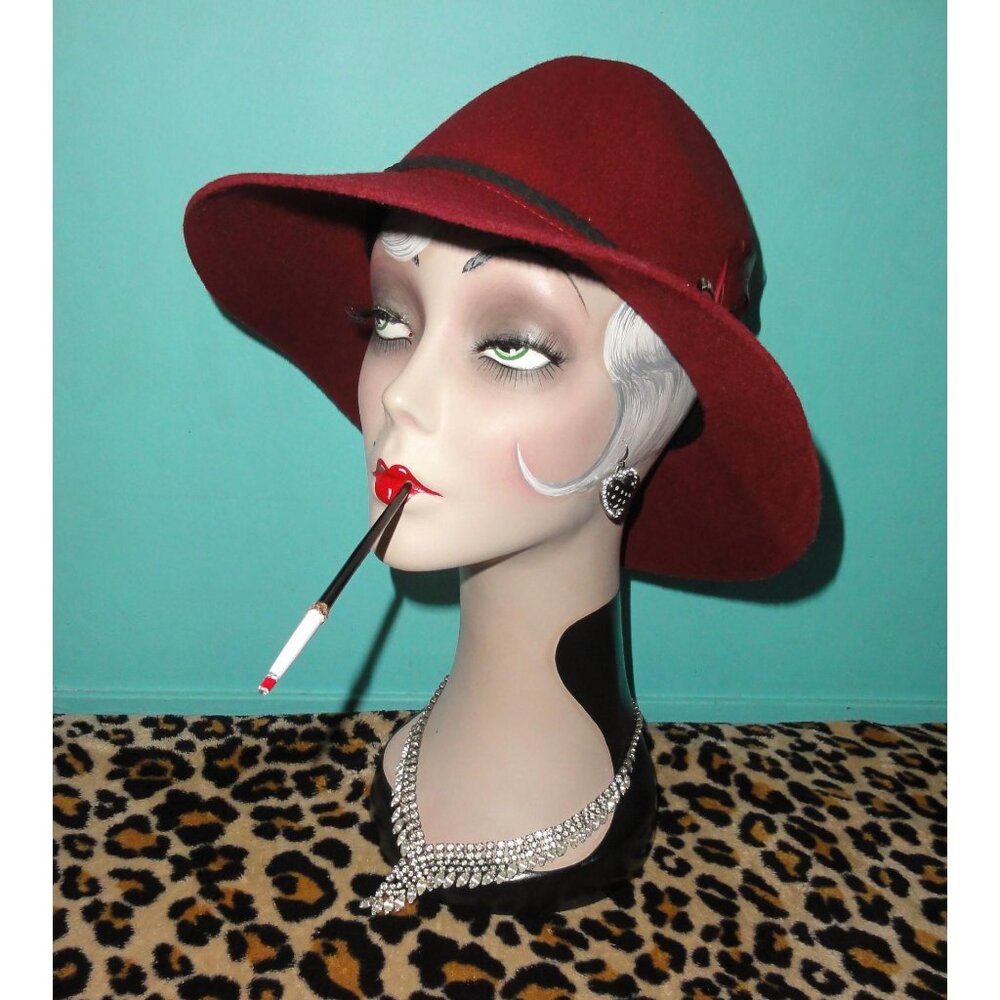 Vintage Burgundy Cloche Hat w/ Bow and Feathers church hat pinup Kentucky Derby - Picture 4 of 10